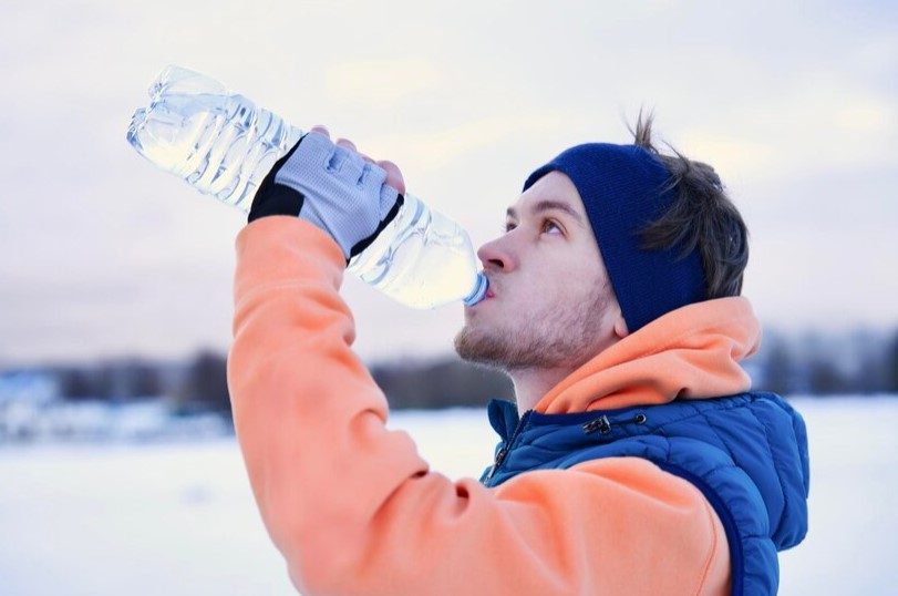 Tips for Staying Hydrated in Winter to Prevent Headaches - Dr Kunal Bahrani