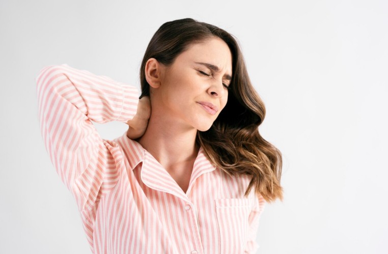 Best Neck Pain Doctor in Faridabad - Dr. Kunal Bahrani